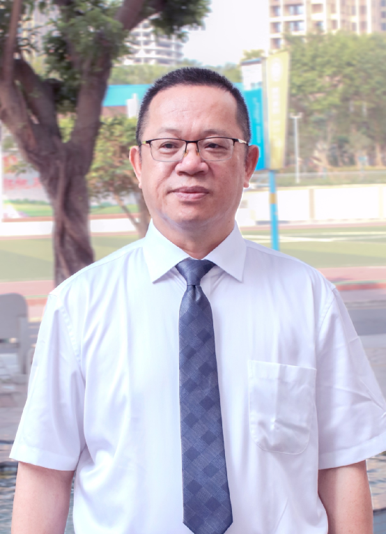 海口实验中学党委书记甘方波_海口实验中学高中部_海口实验中学校长王千学